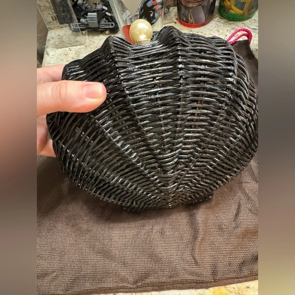 Kate Spade Splash Out Black Wicker Clam Shell Crossbody Or Clutch BEAUTIFUL RARE